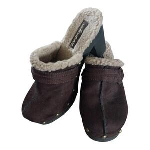 UnionBay Clogs Women's Brown Faux Suede Studded Heels Clog  Shoes 8M Y2K!!!! EUC